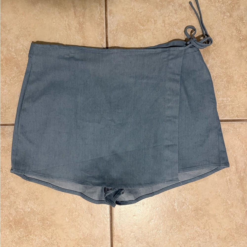 Elegant Blue Women's Skort